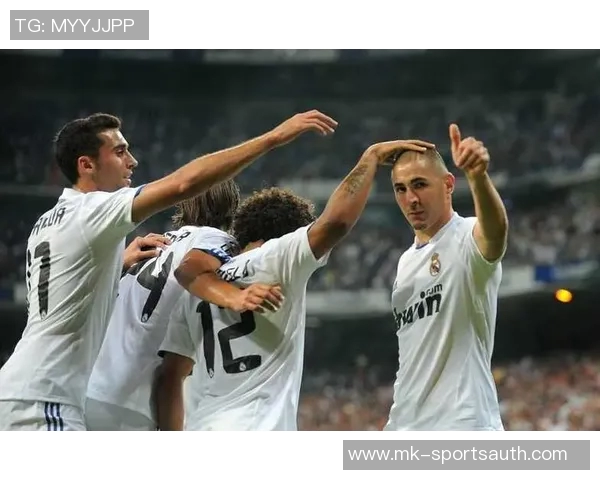 皇马在世界杯中以3-0战胜拜仁点球大战瞬间点燃全场激情与转会传闻