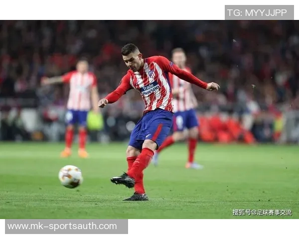 国王杯激战巴萨逆转热刺红牌风波引发全场热议与点评