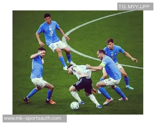 欧联杯惊天冷门皇马点球大战3-0战胜切尔西引发全场狂欢