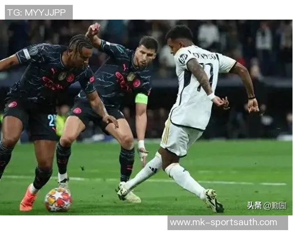 国王杯激战巴黎圣日耳曼轻取本菲卡引发转会风波与球迷热议