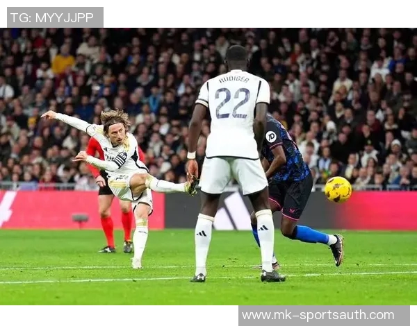 莱比锡友谊赛逆转皇马红牌争议引发全场热议分析