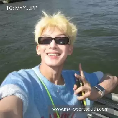 龙含雅